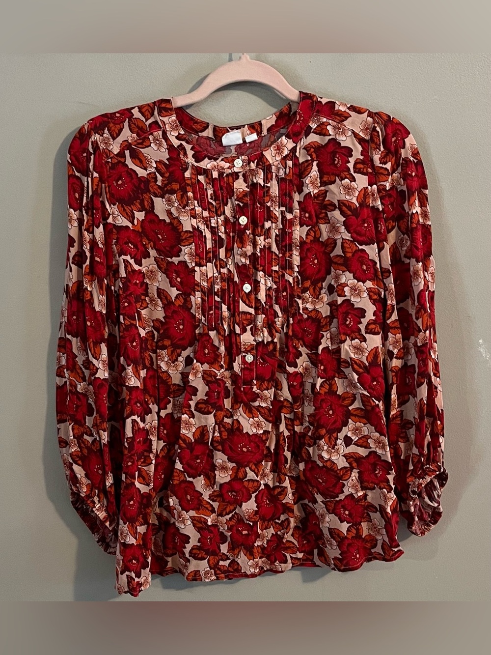 $3❤️Bundled Gap Blouse